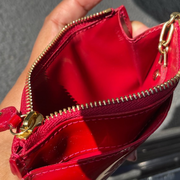 Louis Vuitton Vernis Key Clay - Picture 8 of 10